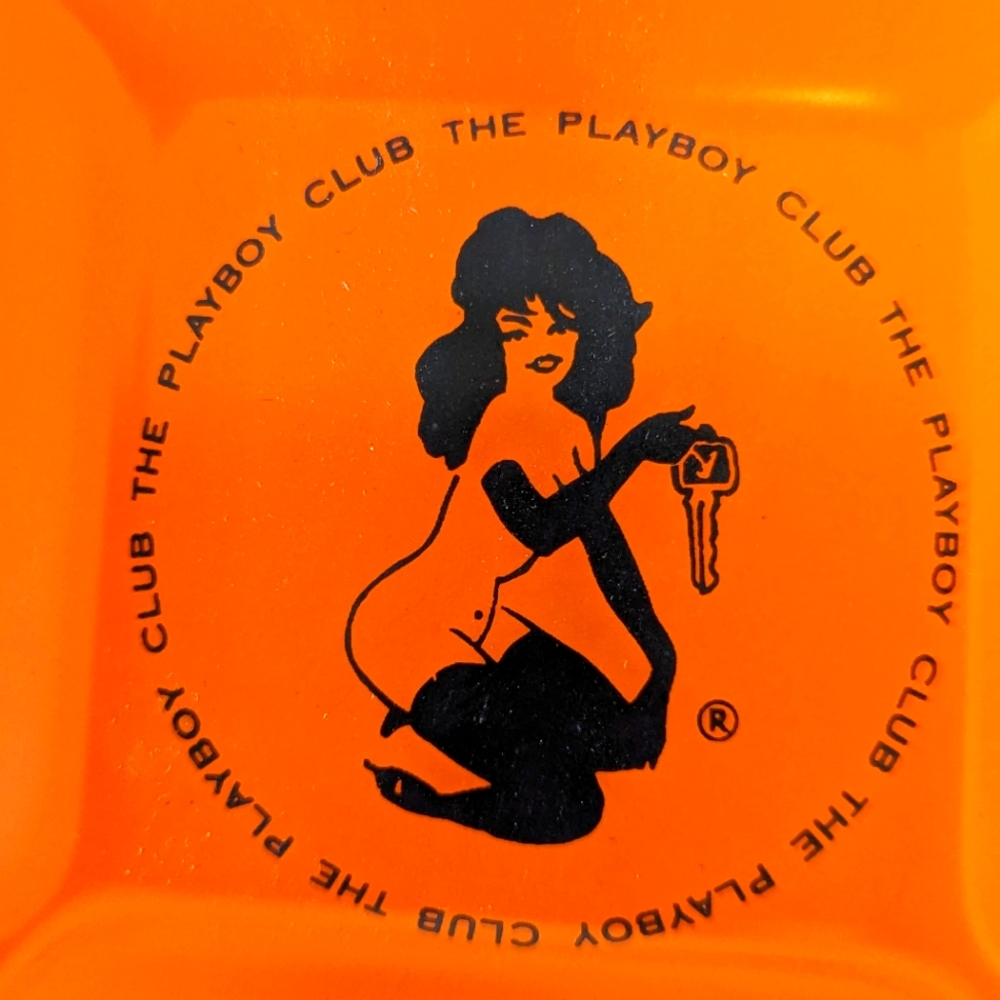 Vintage 1960's Playboy Club Femlin Bunny With Key Ashtray - Orange 3-¾” Square